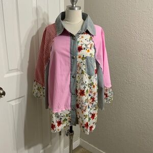 POL Pink and Gray Floral Button-Down Shirt